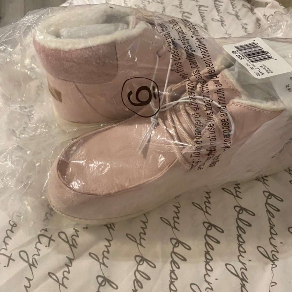 Boots - Picture 2 of 3